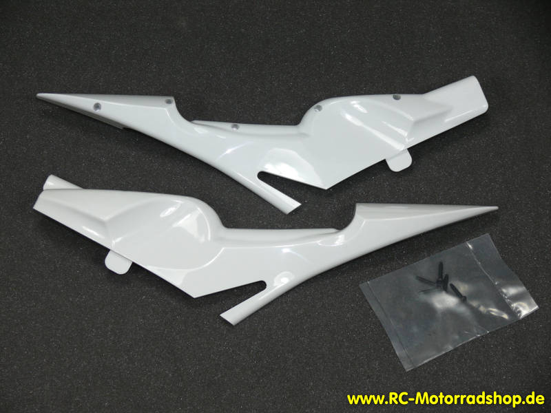 M59549: Verkleidung Tank/Sitzbank weiß (unlackiert) für Anderson 1/5 EP Motorace M59549