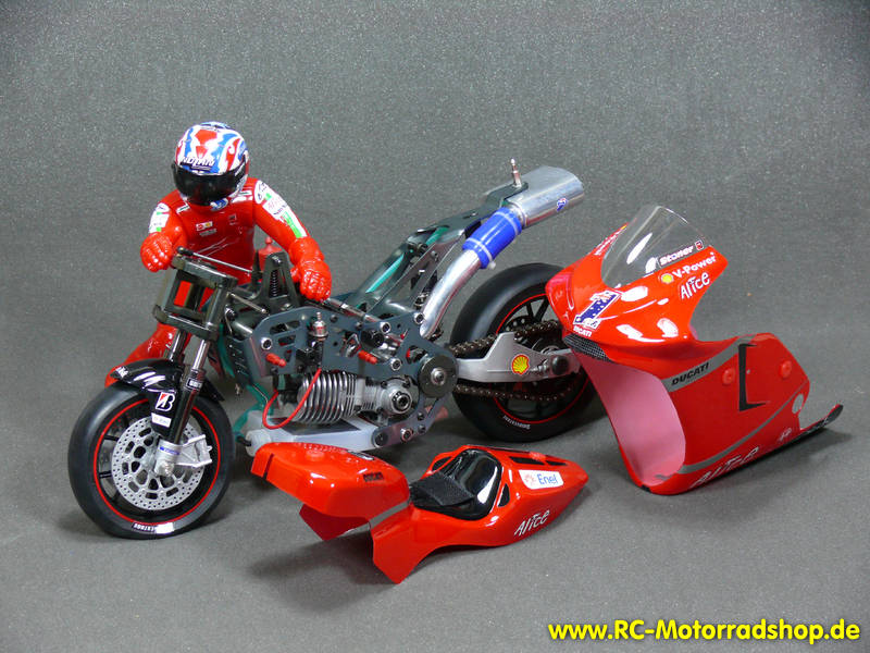 DucatiDesmosedici GP8 Nitro - Baukasten