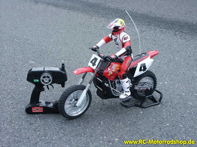 Honda CR250R feat. Ricky Carmichael